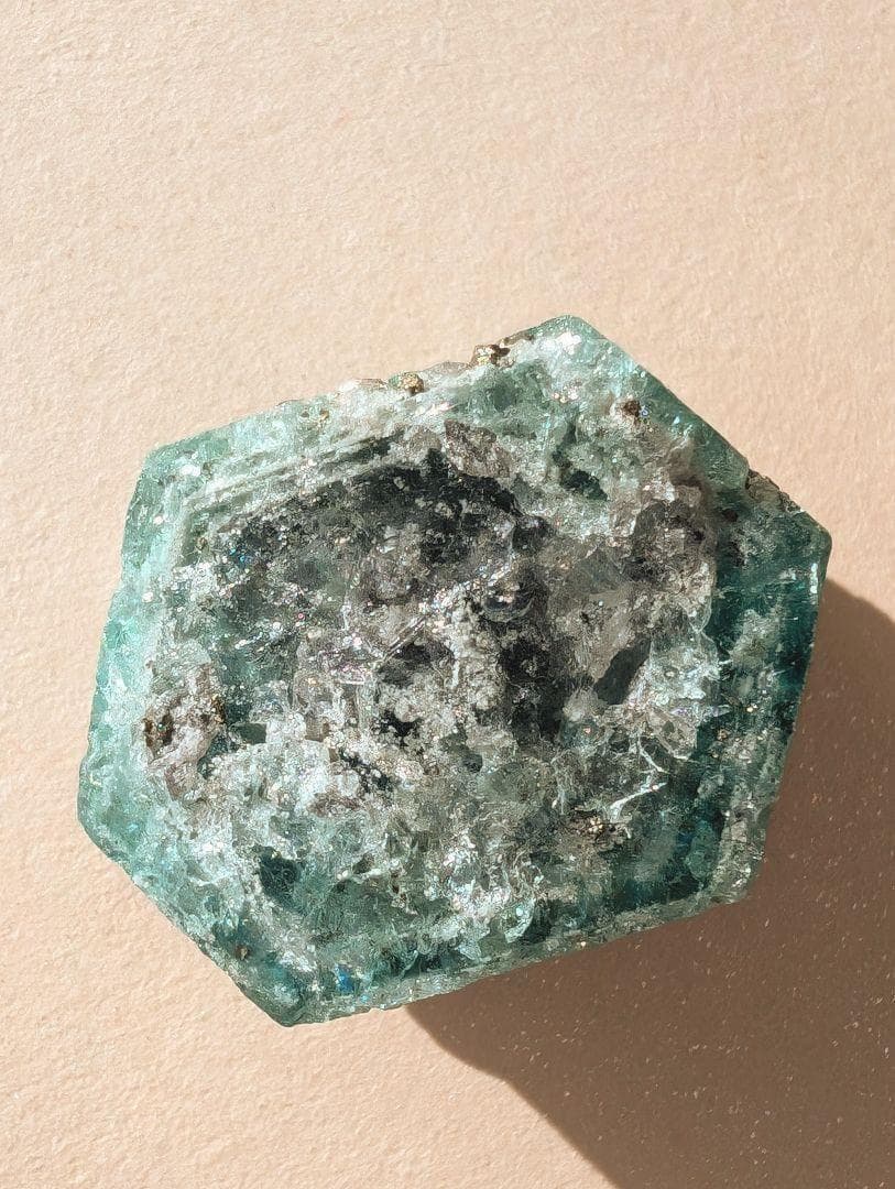 T*n様 コロンビア産 エメラルド ベリル パイライト 鉱物標本 原石