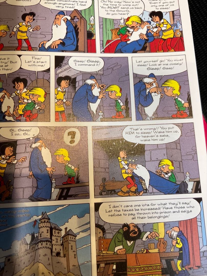 英語絵本　the Smurfs 3 in 1