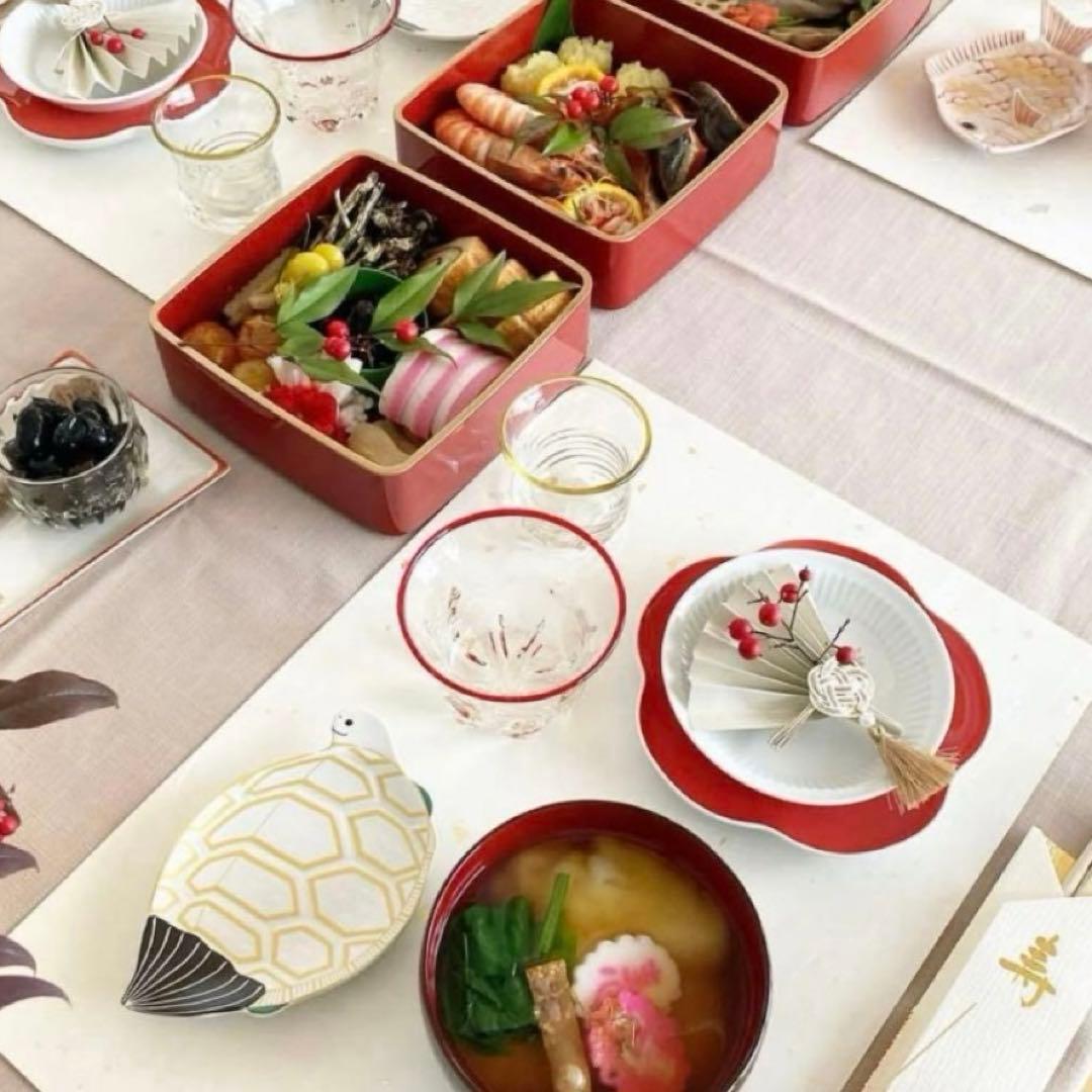 【新品】【大人気】有田焼　幸楽窯　鶴亀銘々皿セット　縁起物