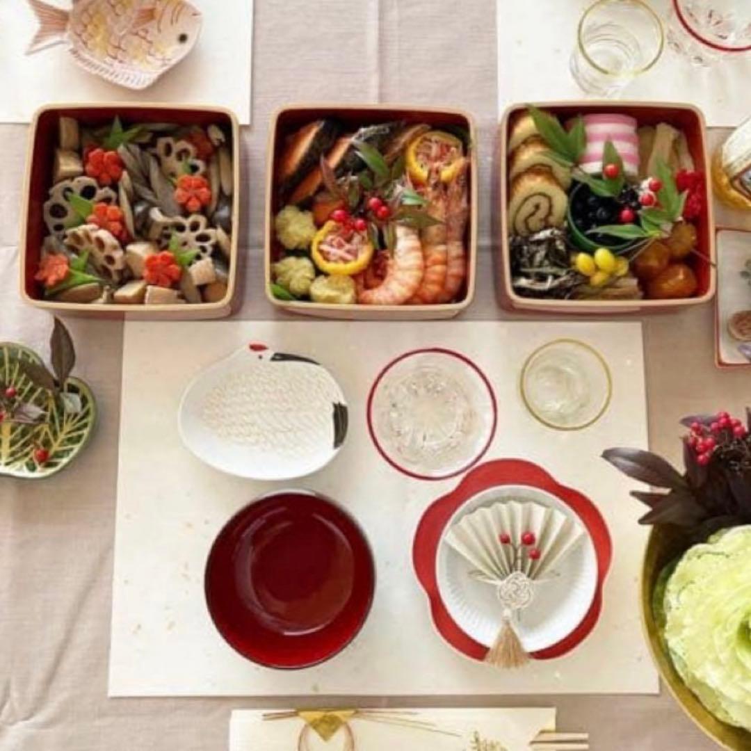 【新品】【大人気】有田焼　幸楽窯　鶴亀銘々皿セット　縁起物