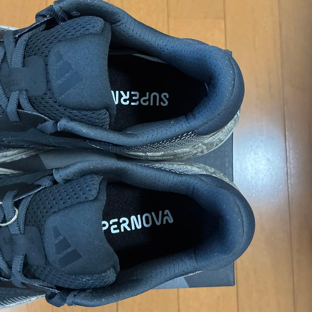 アディダス ランニングシューズ　スーパーノヴァ ライズ　　　　　ID8781
