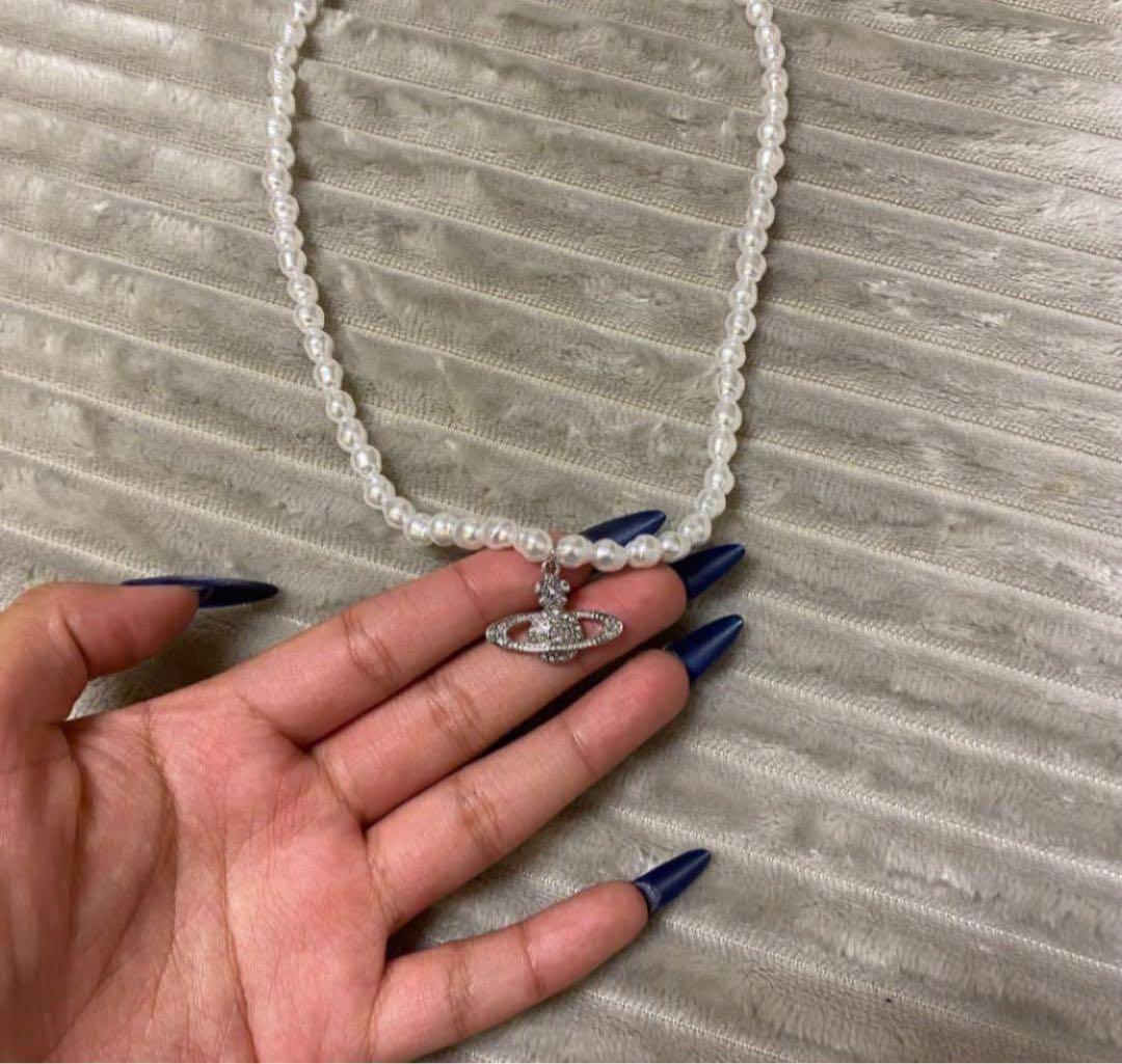 【美品】 Vivienne Westwood パールネックレス シルバー