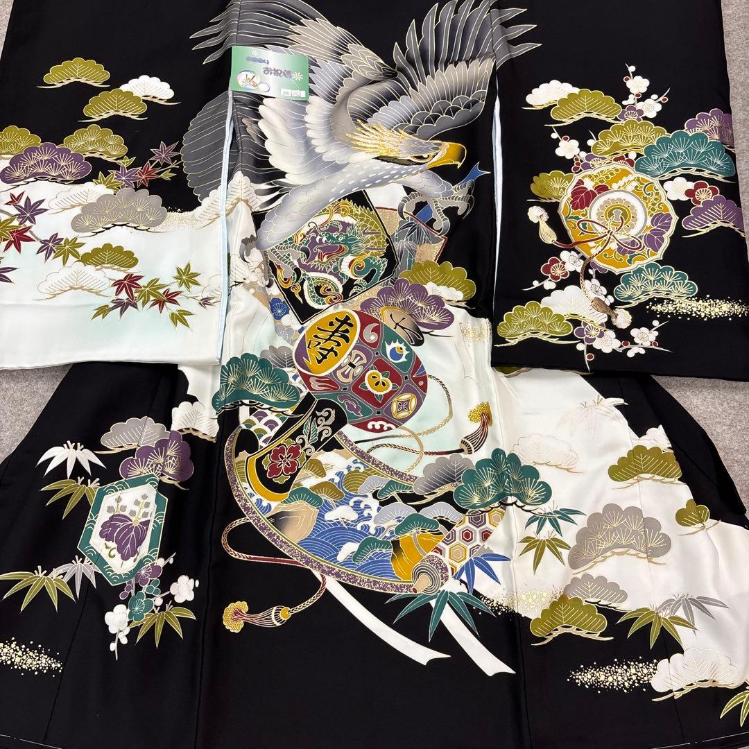 まゆみ新品正絹産着祝着京友禅豪華刺繍、金彩仕様、特選大鷹と祝色紙宝小槌文