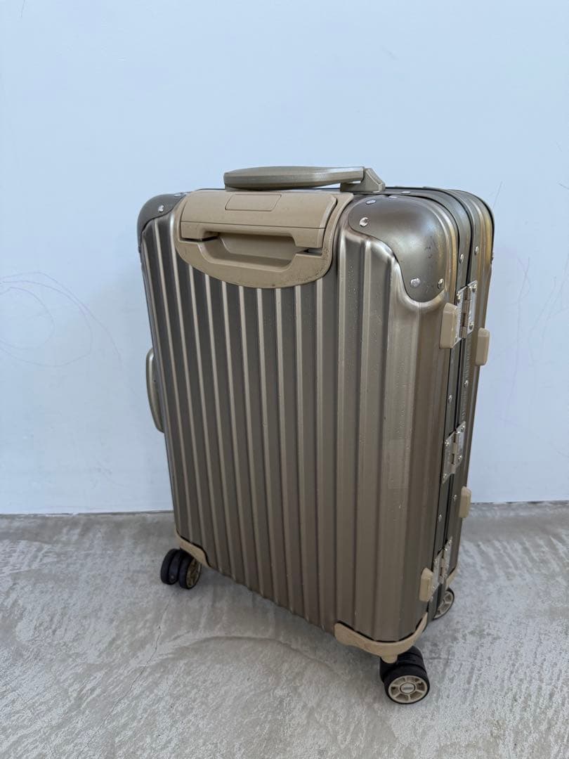 【貴重な4輪タイプ】RIMOWA キャリーケース トパーズ チタニウム　33L