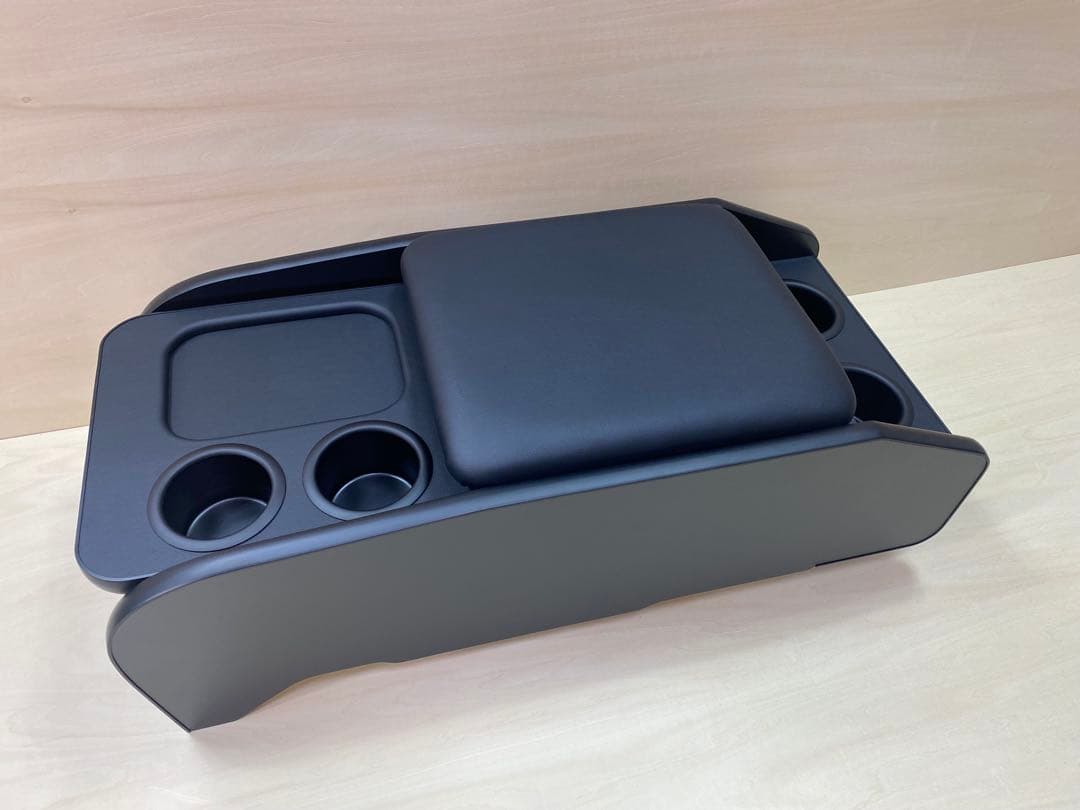 爆男　ハイエースコンソールボックス