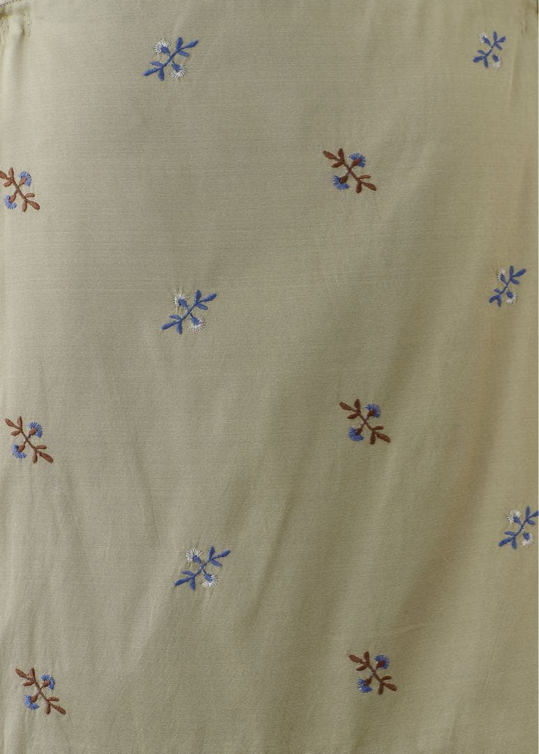 【試着のみ】刺繍入オリーブ色　ワンピース ne Quittez pas ヌキテパ