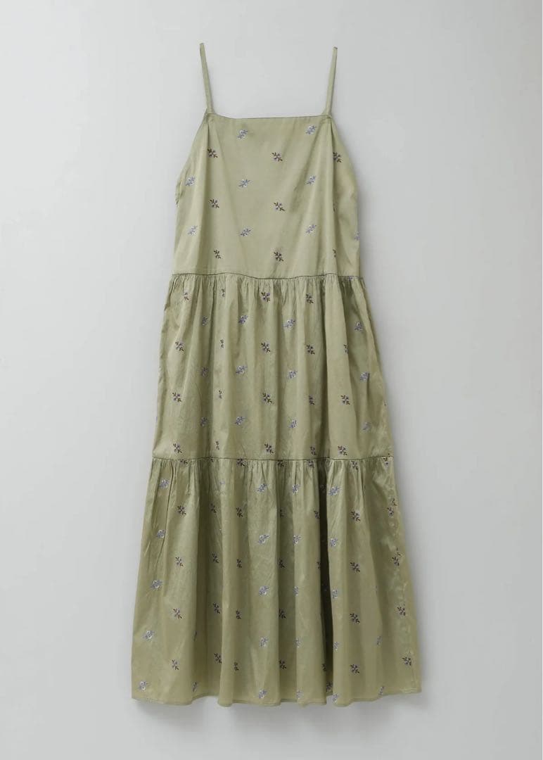 【試着のみ】刺繍入オリーブ色　ワンピース ne Quittez pas ヌキテパ