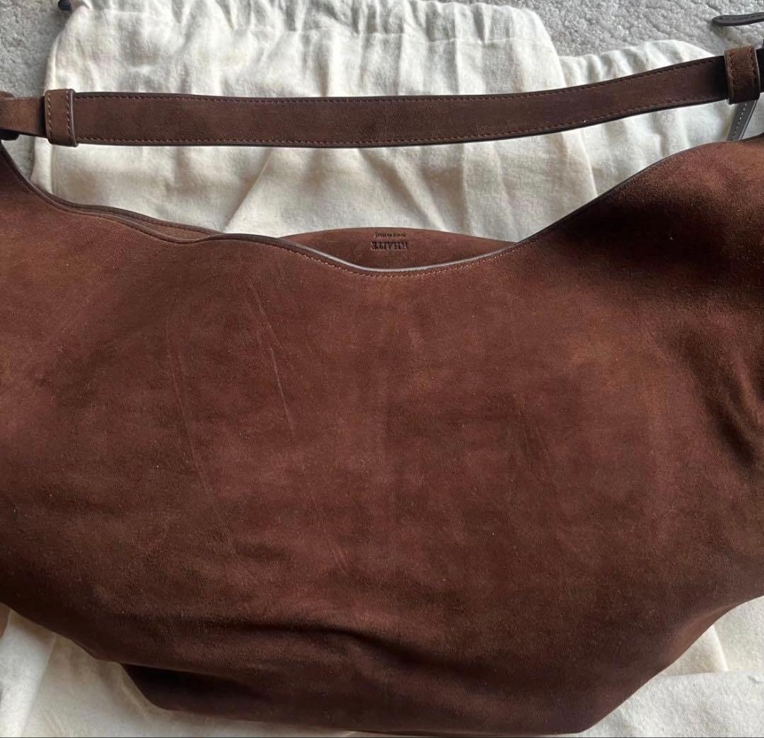 KHAITE ミディアムロータストート