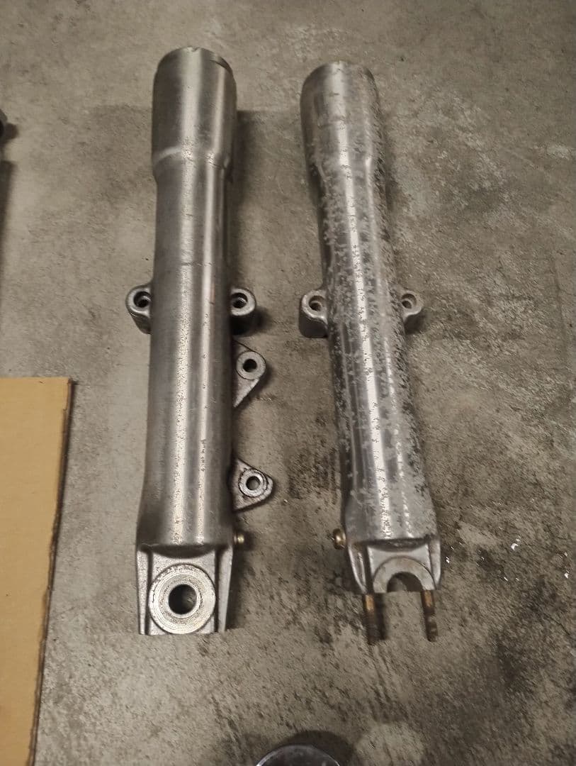 fxdwg トリプルツリー　フォーク　41mm 一式　ハーレー