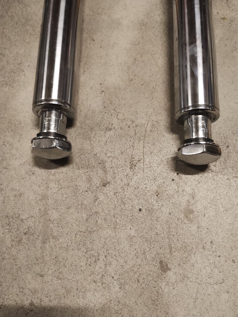 fxdwg トリプルツリー　フォーク　41mm 一式　ハーレー