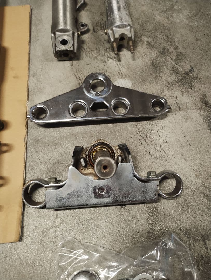 fxdwg トリプルツリー　フォーク　41mm 一式　ハーレー