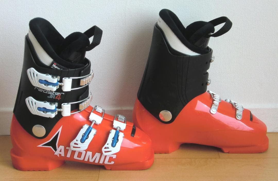 ■■送料無料■ATOMIC■ジュニア用スキー4点セット■140/24-24.5■