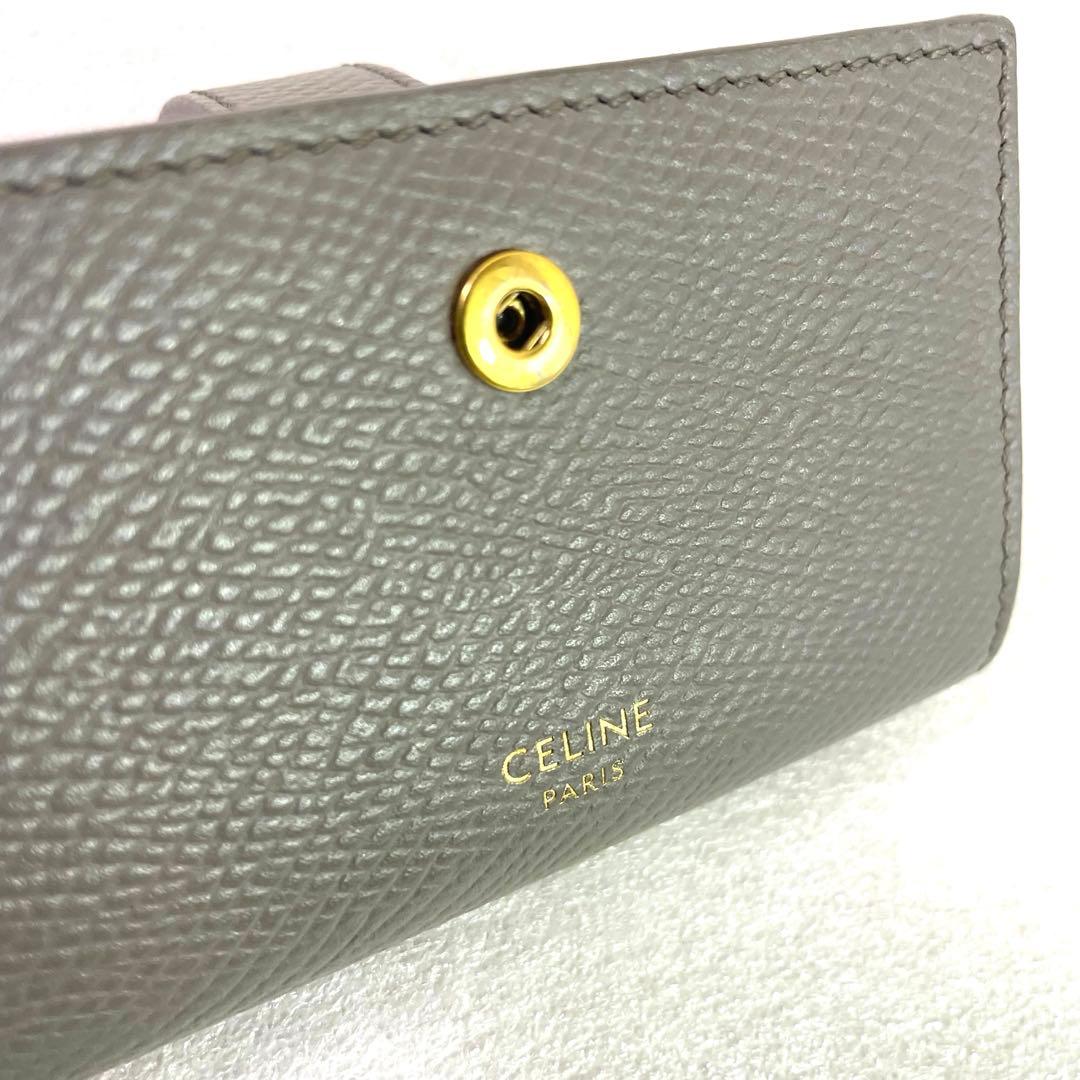 セリーヌ キーケース　グレージュ　6連フック レザー　レディース エッセンシャル