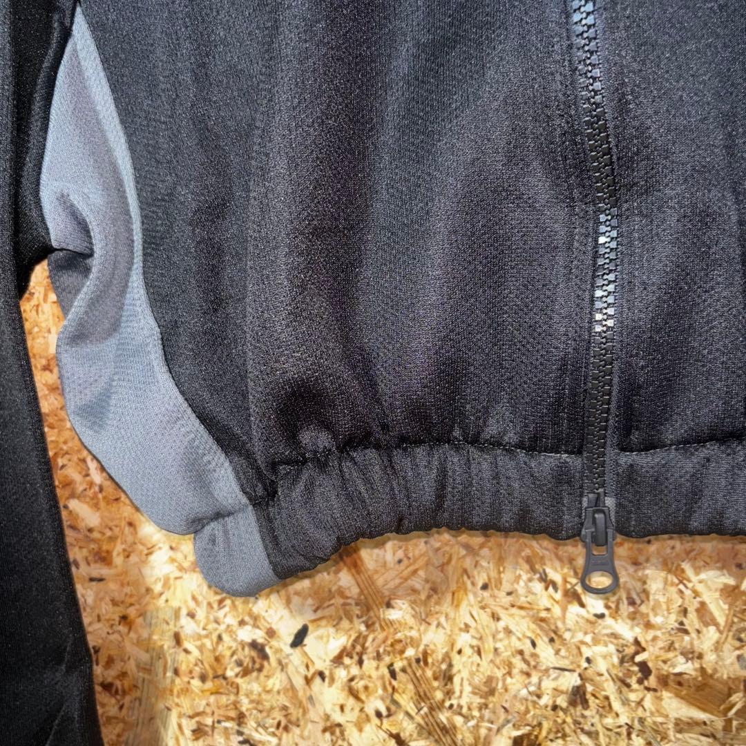 ￼ 0044 NIKE トラックジャケット クロップド丈 銀タグ サイズM　古着