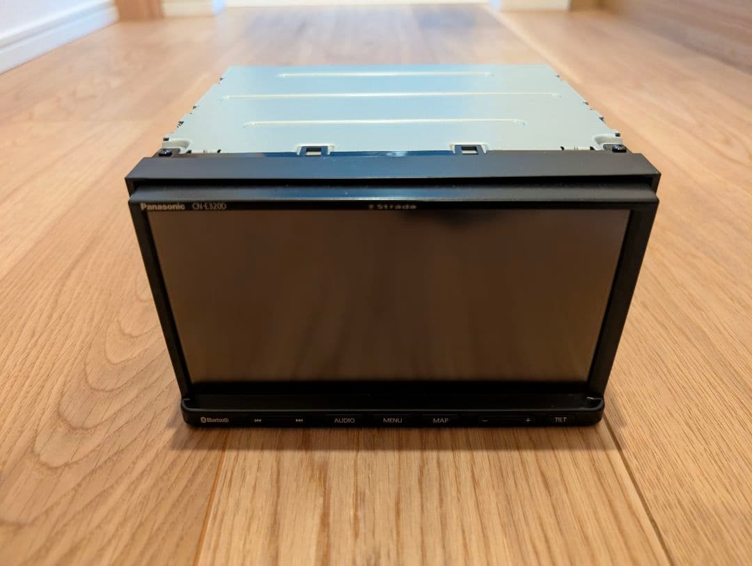 Panasonic製カーナビ CN-E320D