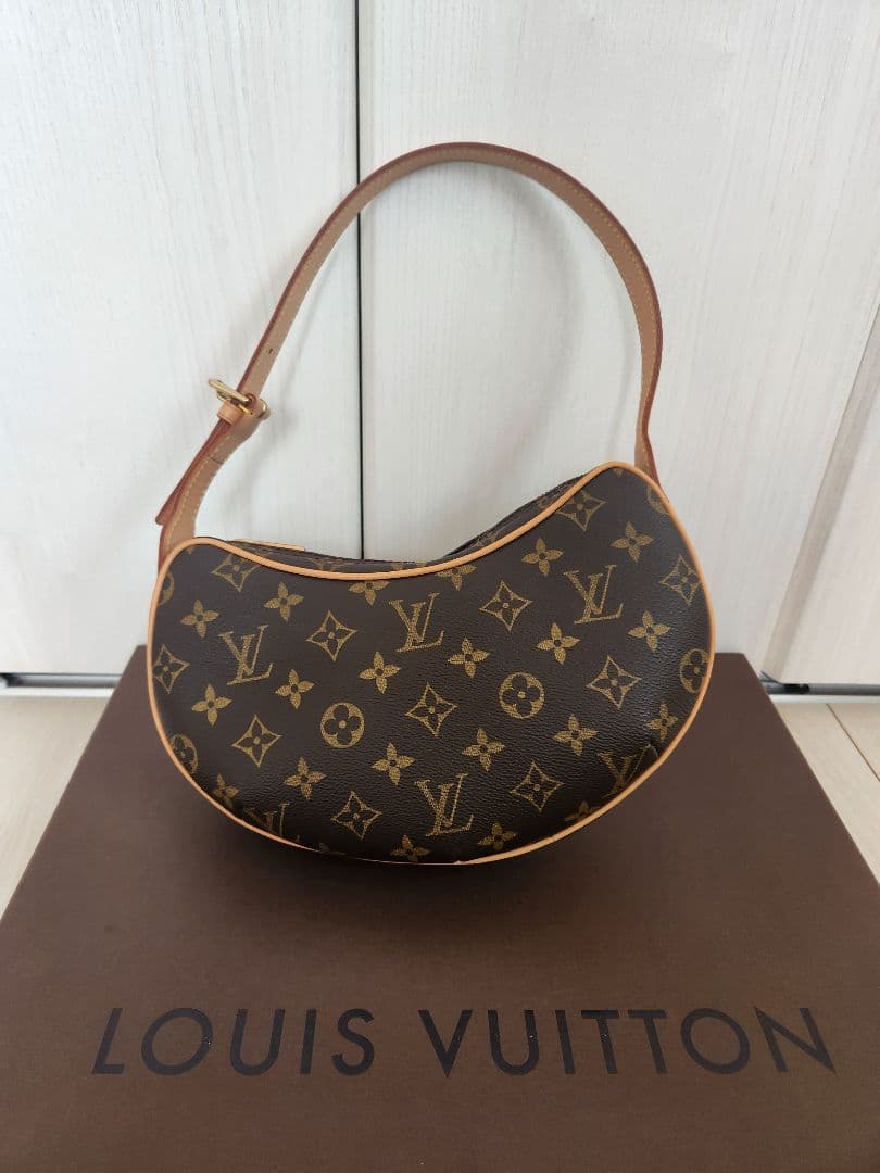 Louis Vuitton モノグラム ショルダーバッグ　クロワッサン