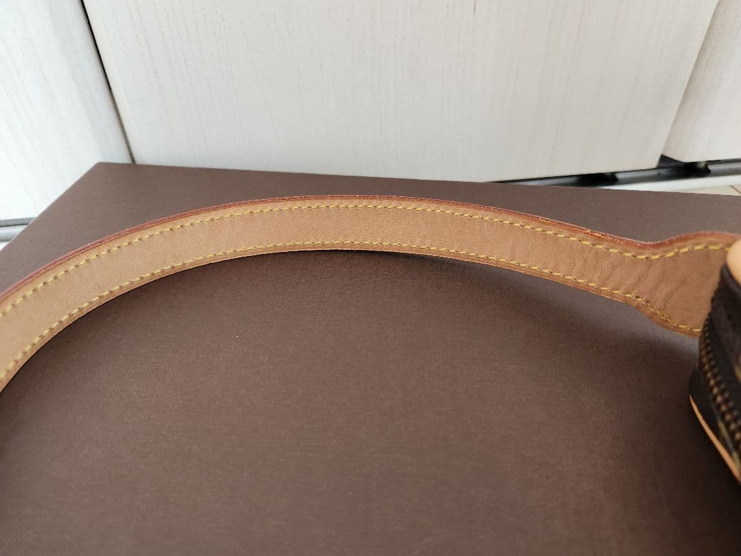 Louis Vuitton モノグラム ショルダーバッグ　クロワッサン