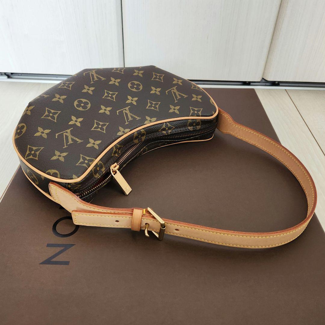 Louis Vuitton モノグラム ショルダーバッグ　クロワッサン