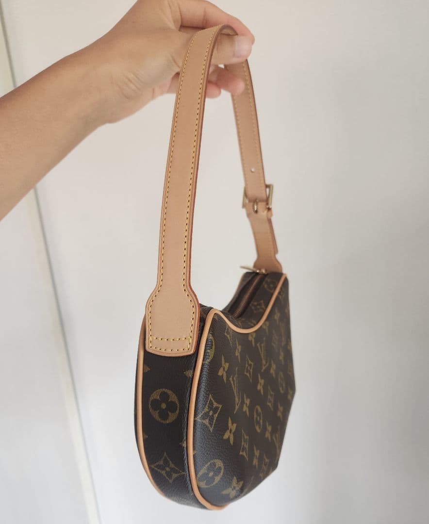 Louis Vuitton モノグラム ショルダーバッグ　クロワッサン