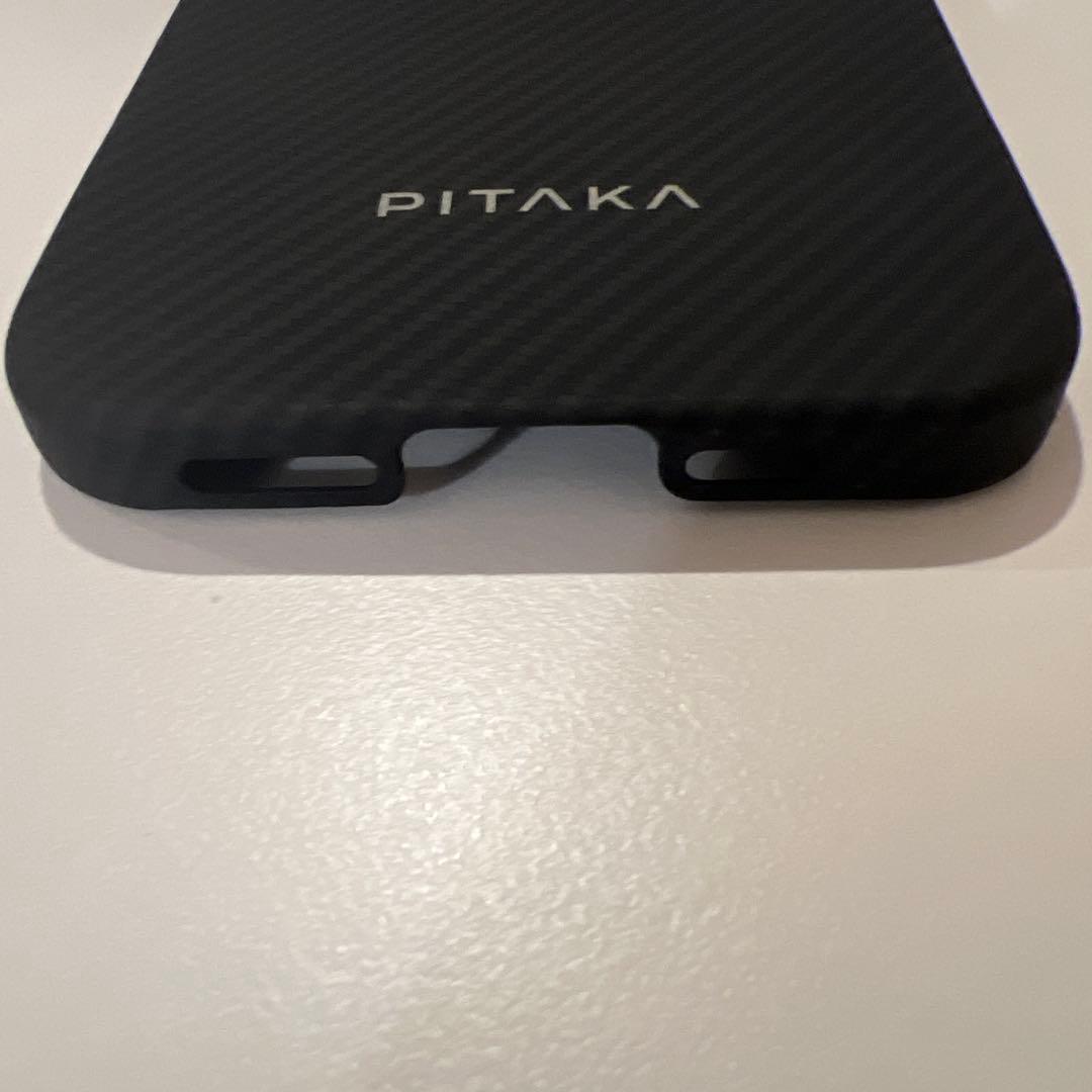 PITAKA iPhone 16用　ブラック