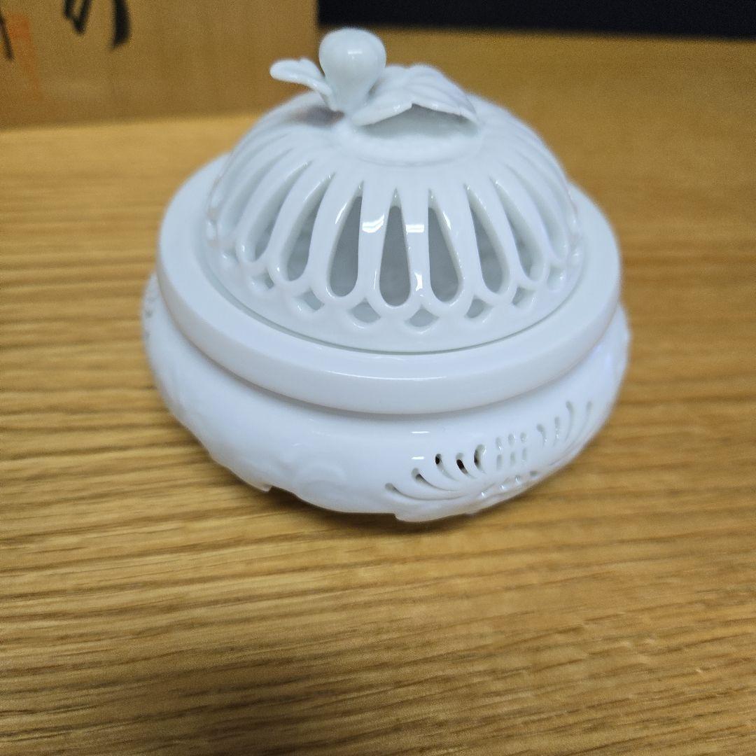 有田焼 杉原一壷 白磁 香炉 透かし 三つ足 香道具 共箱付き