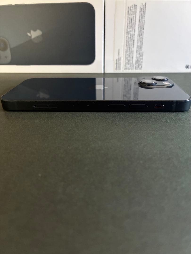 iPhone 13 mini ミッドナイトブラック本体と充電ケーブル付き