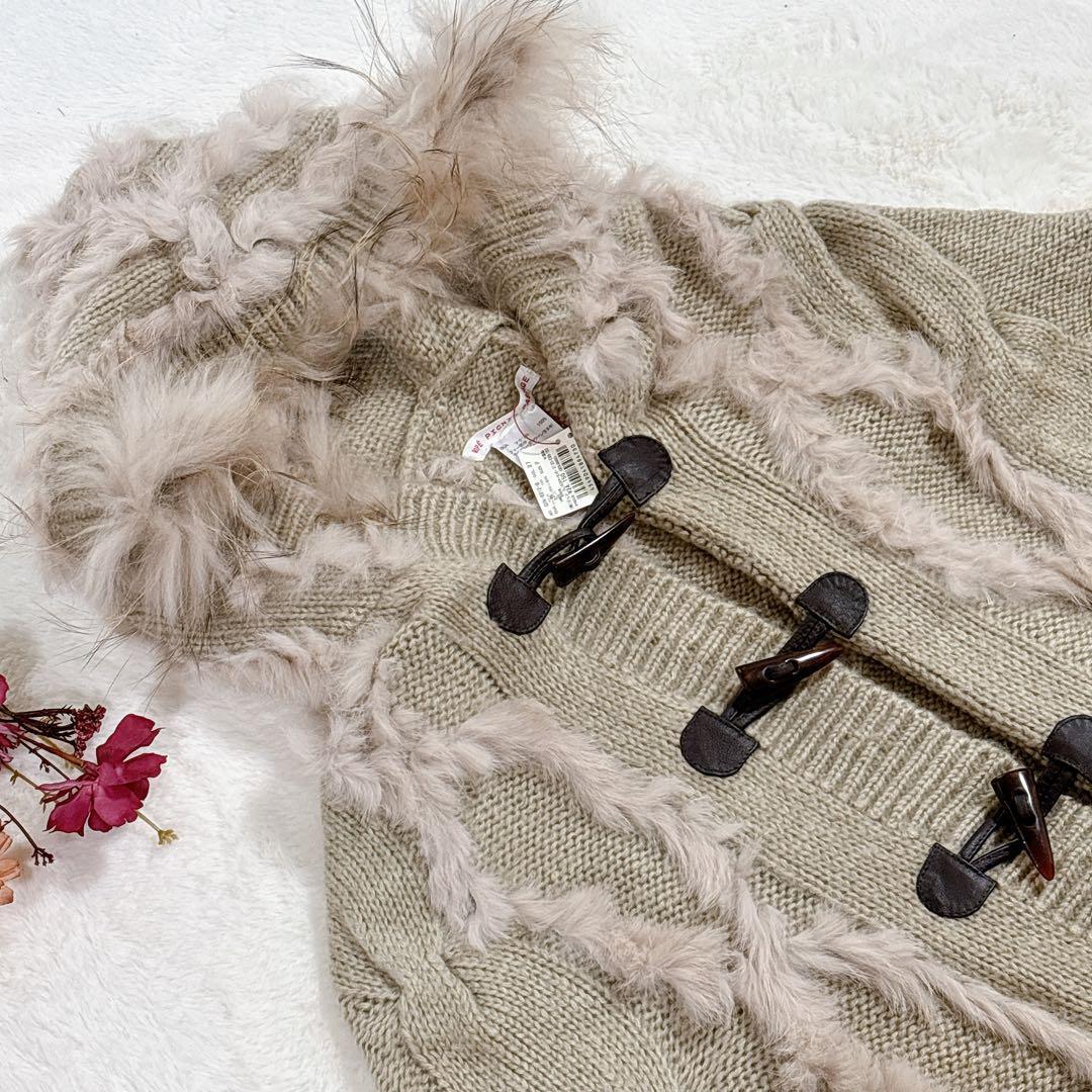 貴重✨️【ロペピクニックパサージュ】ラクーン ラビット毛フード付きニットポンチョ