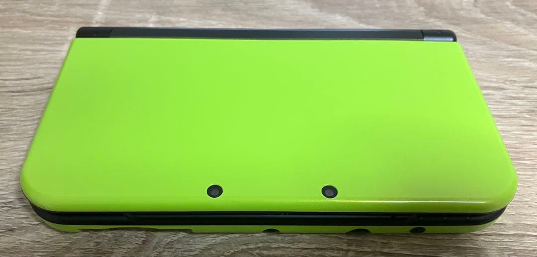 【美品】Newニンテンドー3DS LL ライム×ブラック