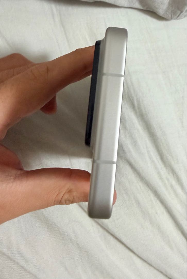 Xiaomi 15 White 512GB 純正無接点充電器付