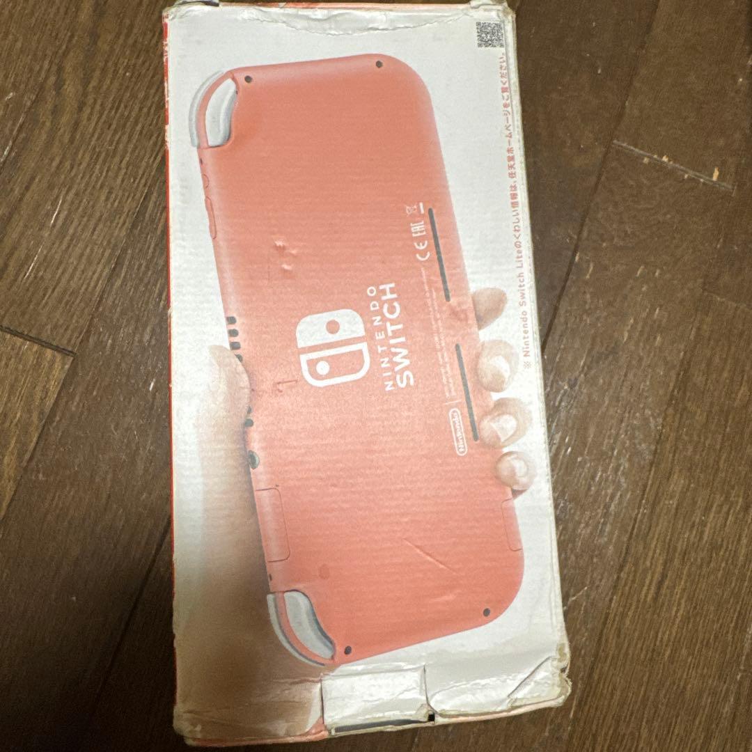 新品　未使用　Nintendo Switch Lite コーラル