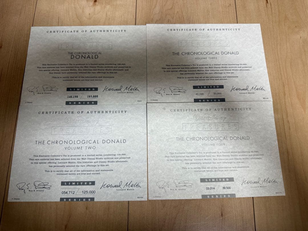 【海外版DVD】ドナルドダック・クロニクル 限定保存版　Vol.1～4