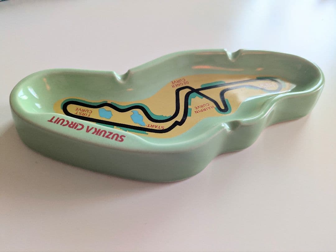 鈴鹿サーキット　灰皿　アッシュトレイ　ヴィンテージ