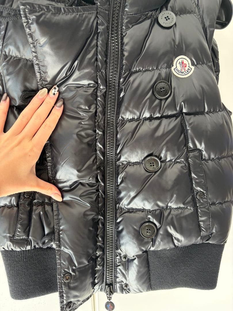 【美品】 MONCLER モンクレール ブラック　TARNGILET ブラック
