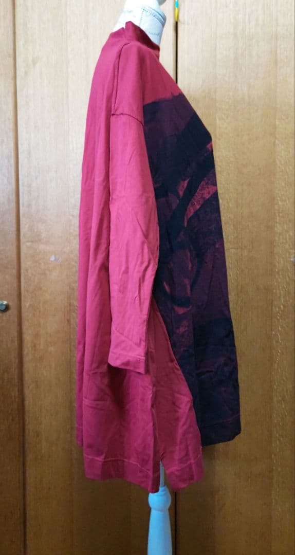 最終価格■モユル もゆる 萌■アート柄ハイネックチュニック■