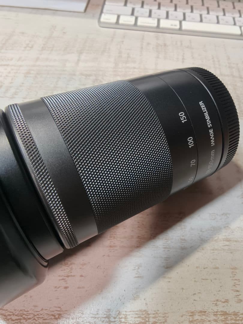 Canon EF-M 18-150mm ズームレンズ