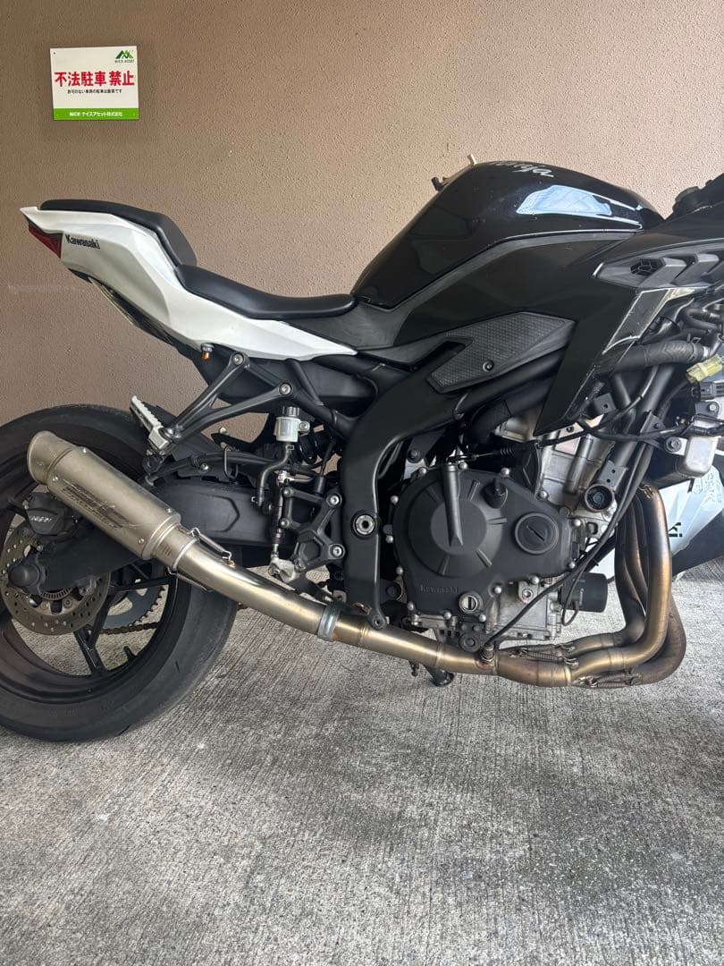 AKRAPOVIC レーシングラインZX-25R