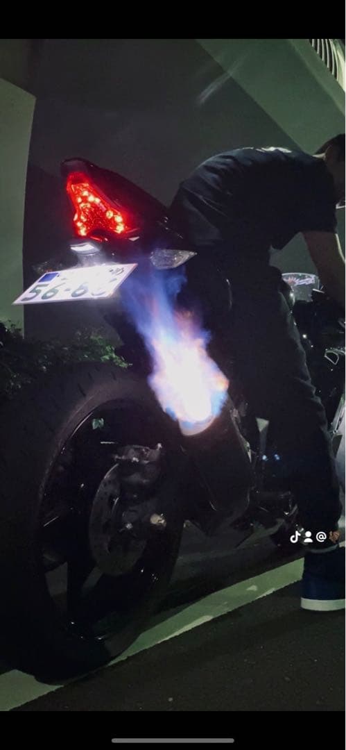 AKRAPOVIC レーシングラインZX-25R