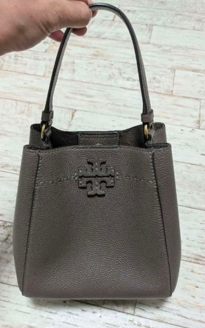 Tory Burch マックグロースモールバケットバッグ2way