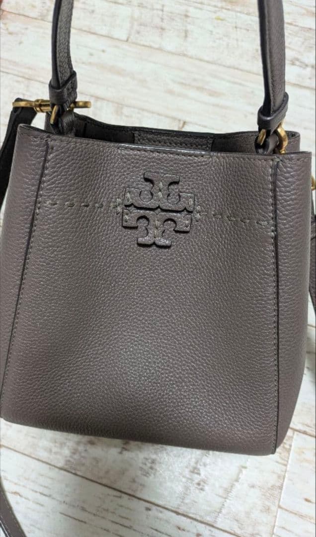 Tory Burch マックグロースモールバケットバッグ2way