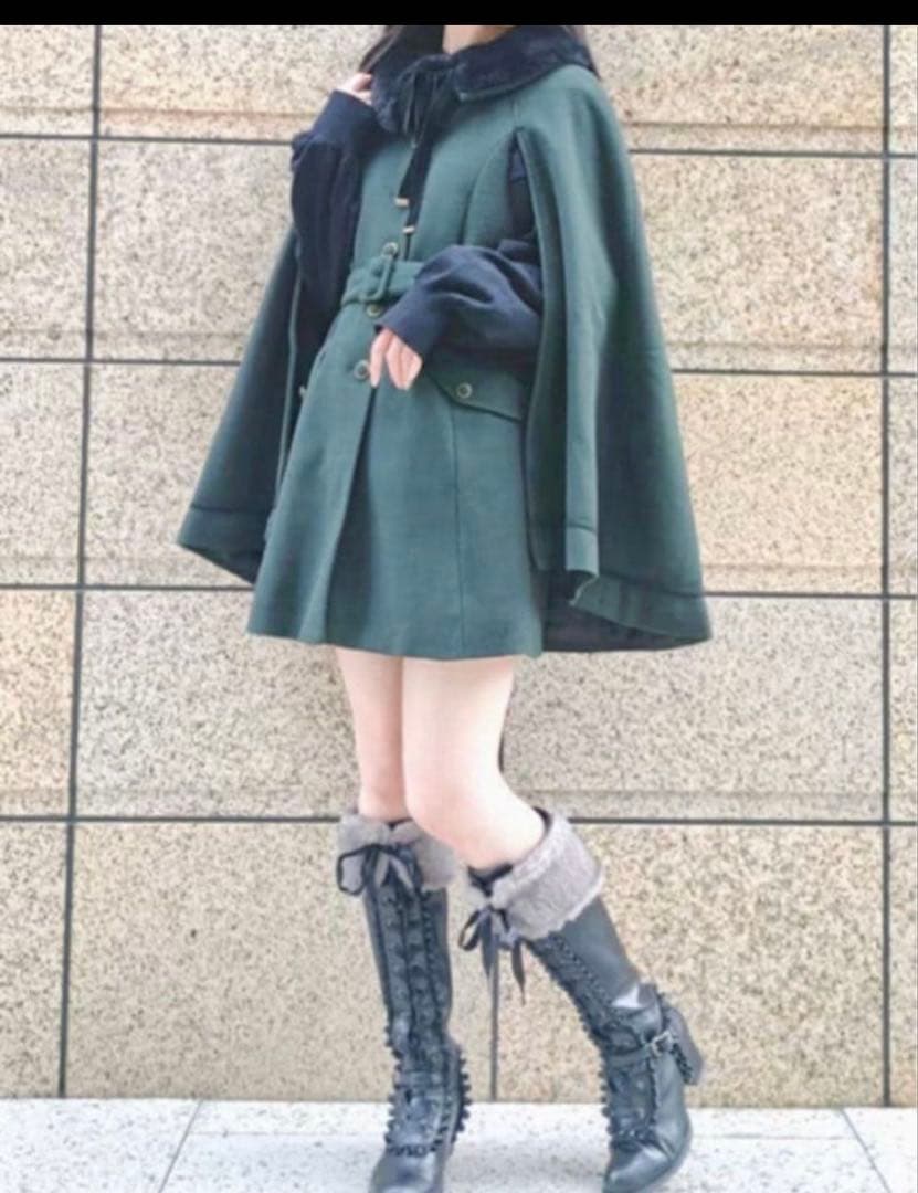 美品　axes femme ファー襟付きケープコート ダークグリーン