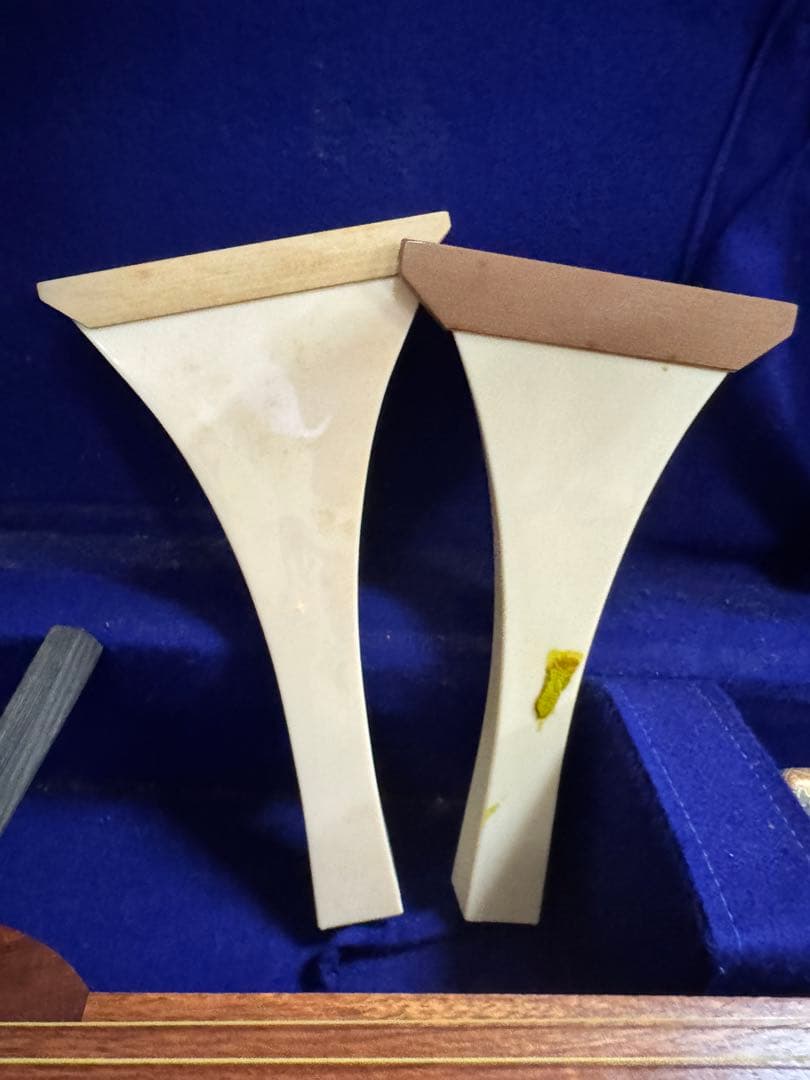 三味線　ハードケース付き　備品付き　弦楽器