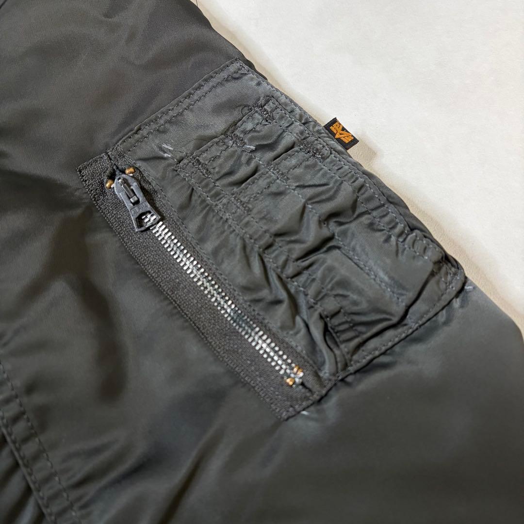 【美品】USA製 90s アルファインダストリーズ MA-1 短丈 グレー L