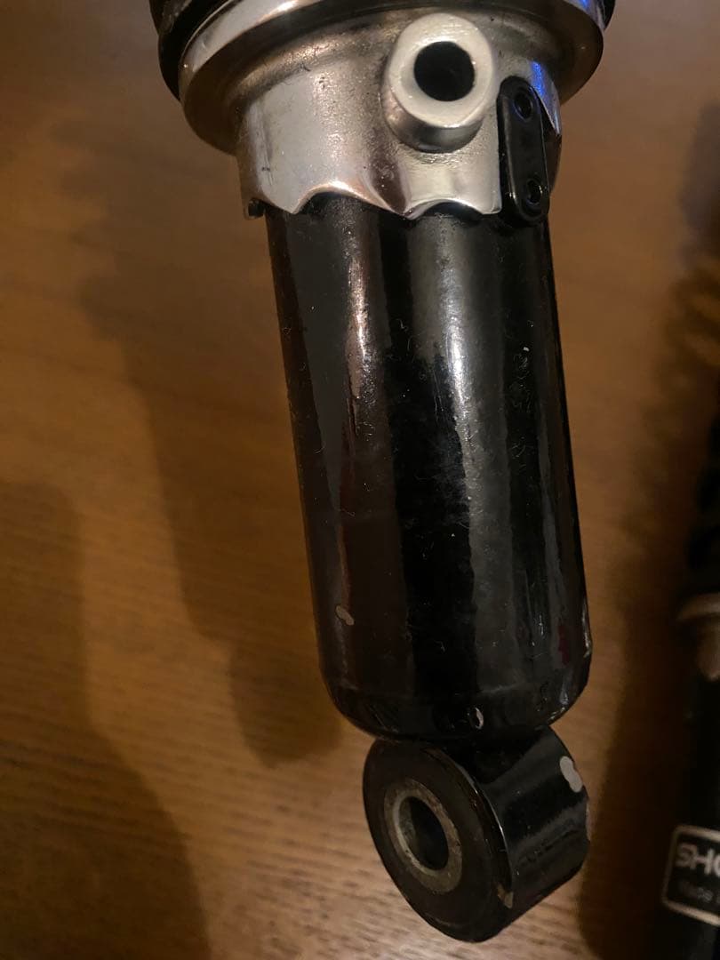 Z400FX取外し　SHOWA リアサスペンション　リアサス