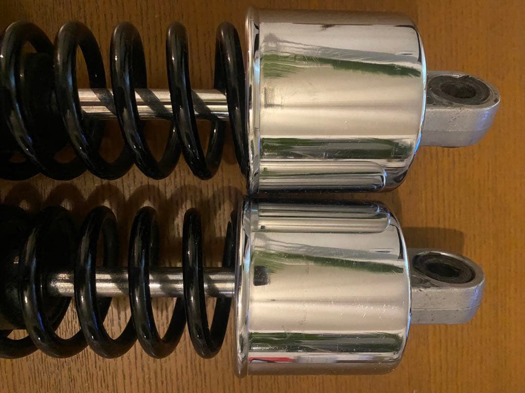 Z400FX取外し　SHOWA リアサスペンション　リアサス