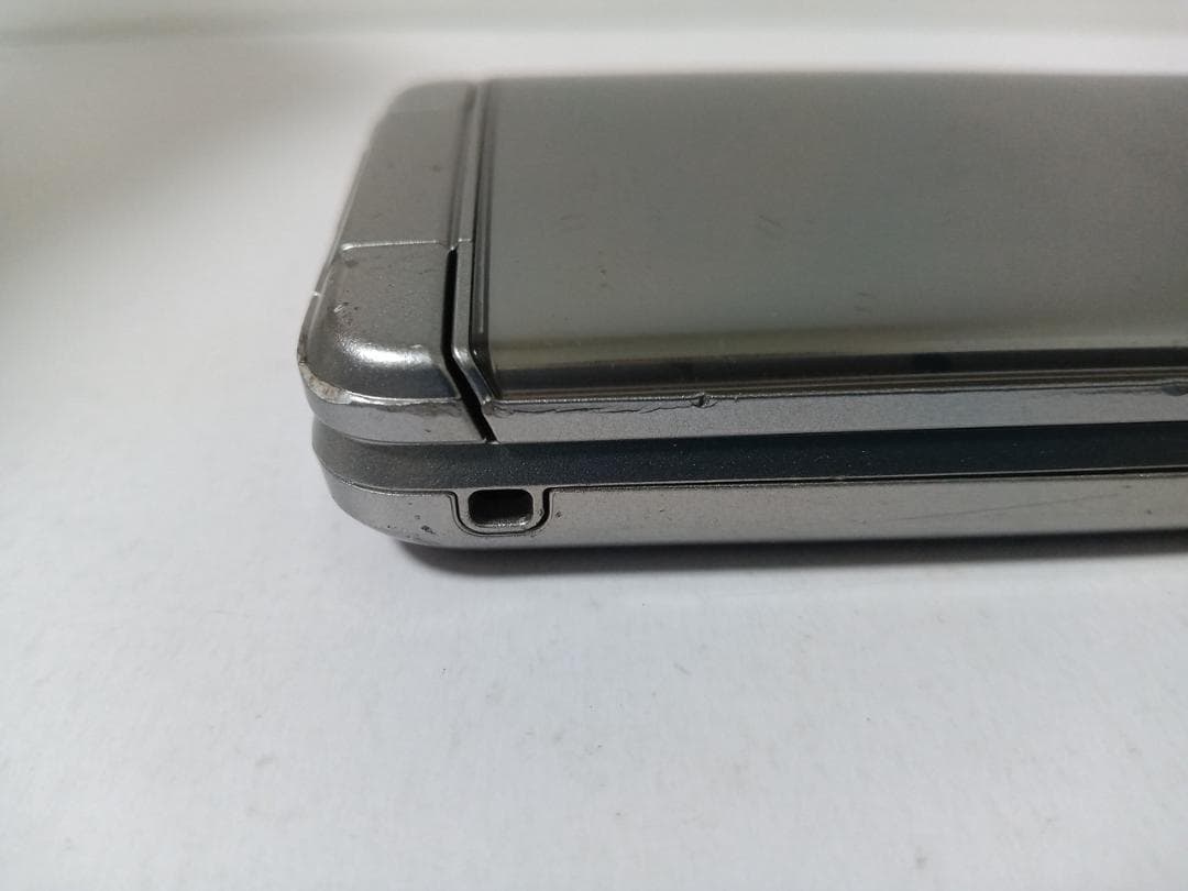 ☆ SoftBank DIGNO ケータイ4 A202KC シルバー