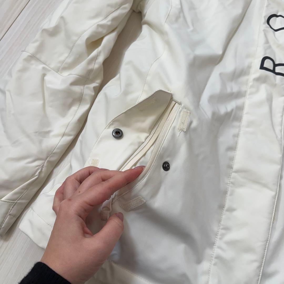 ロキシー　スノボウェア　上下セット　ニット帽　グローブ　セット　スキーウェア