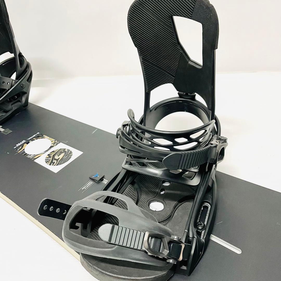 美品　2回使用　バートン　160cm Lサイズ　スノーボード　ボードセット　板