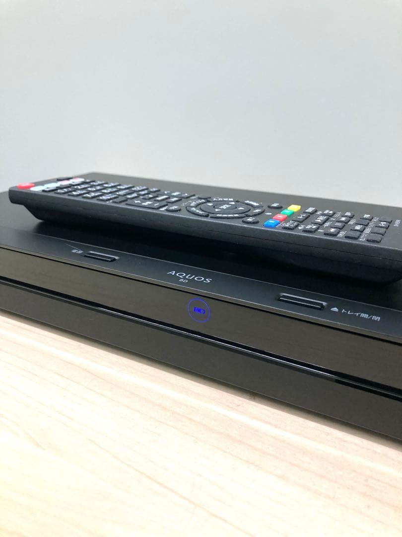 かなり綺麗　シャープ　AQUOS BD-NW 500