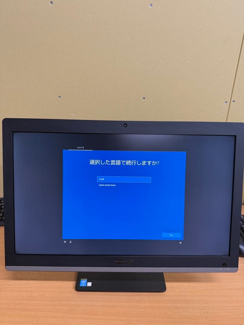 ASUS デスクトップPC 本体　core i3 5005U 液晶一体