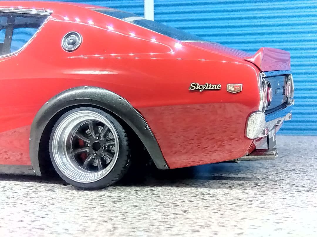 AUTOart 1/18ミニカー スカイライン 2000 GT-R カスタム